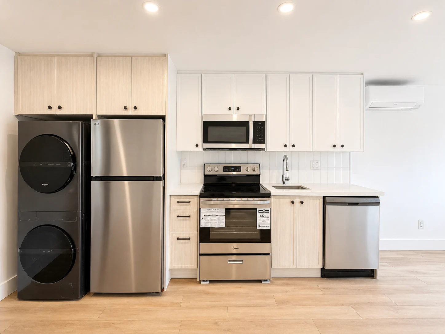 Luc · Unit 2A kitchen